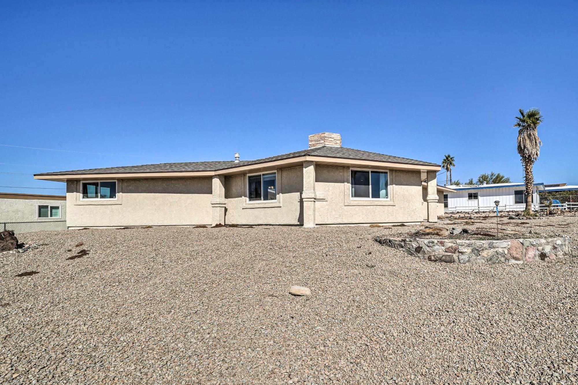 Lake Havasu Family Retreat With Patio And Game Room Lake Havasu City Exteriör bild